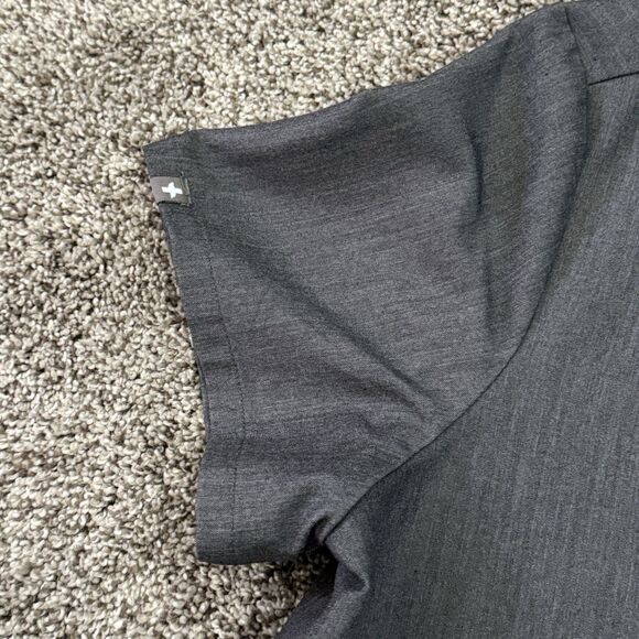 FIGS Accra Feather Fabric Trim Scrub Top W19SW1001 Graphite Women's Size Medium - Picture 7 of 10